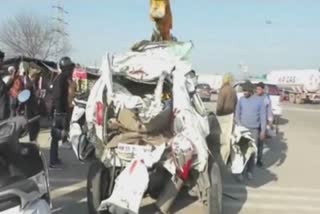 truck collide with car in karnal
