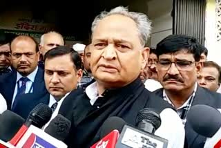 Ashok Gehlot on infants death, मुख्यमंत्री अशोक गहलोत