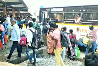 bus stands full rush with students for pongal holidays