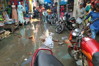 Sewer overflow in Som Bazaar in Najafgarh