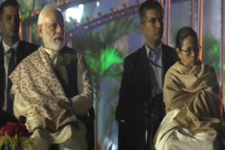 PM inaugurates sound and light show at Howrah Bridge