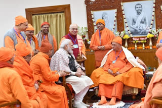 PM Modi interacts with saints, seers at Belur Math in West Bengal