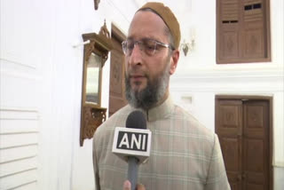 AIMIM chief  Asaduddin Owaisi  Owaisi on citizenship act  മതം അടിസ്ഥാനമാക്കിയുള്ള പൗരത്വം  ഭരണഘടനാ വിരുദ്ധമാണെന്ന് അസദുദ്ദീൻ ഉവൈസി  ഉവൈസിയുടെ പുതിയ ട്വീറ്റില്‍ അമിത് ഷായ്ക്കെതിരെയും പരാമര്‍ശമുണ്ട്  ന്യൂഡല്‍ഹി