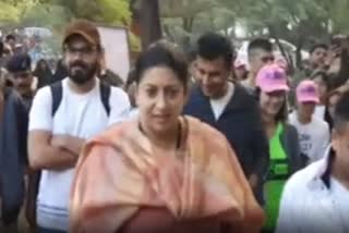 smruti-irani-in-gujarat