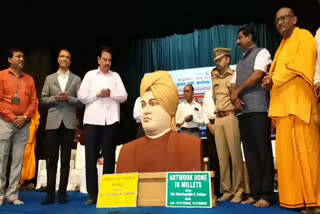 Unveiling of the statue of Swami Vivekananda made from Siri grains