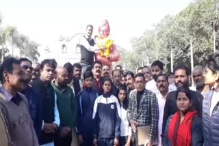 swami-vivekanandas-birth-anniversary-celebrated-in-dewas