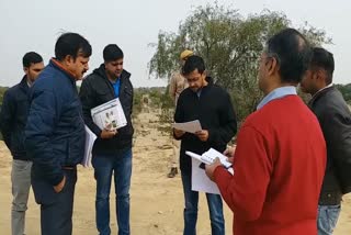 Jaisalmer Collector inspects Gadisar Pal, जैसलमेर कलेक्टर का निरीक्षण