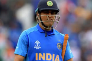 MS Dhoni finally breaks his silence on heartbreaking run-out in World Cup 2019