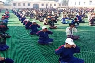 students-greeted-surya-on-swami-vivekananda-jayanti-in-vidisha