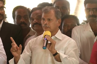 Thulasir Reddy criticized CM jagan and compared with tuglak