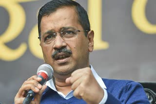 defamation notice to Kejriwal