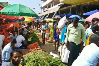 Bangalore Market full, Bangalore Market full for Sankranti festival, Bangalore Market full news, ಬೆಂಗಳೂರು ಮಾರುಕಟ್ಟೆ ಫುಲ್​, ಸಂಕ್ರಾಂತಿ ಹಬ್ಬದ ಹಿನ್ನೆಲೆ ಬೆಂಗಳೂರು ಮಾರುಕಟ್ಟೆ ಫುಲ್​, ಬೆಂಗಳೂರು ಮಾರುಕಟ್ಟೆ ಸುದ್ದಿ,