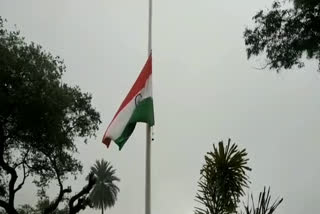 सिरोही की खबर, sirohi news,  माउंट आबू में आधा झुका तिरंगा,  Half tilted tricolor at Mount Abu