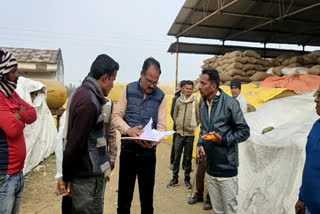 Tehsildar inspects paddy purchase center in seoni