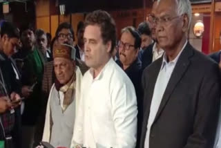 Rahul raps Modi govt for smashing common man's budget