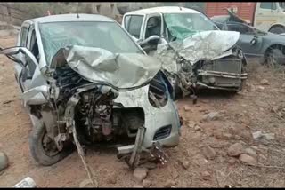 two cars accident in faridabad