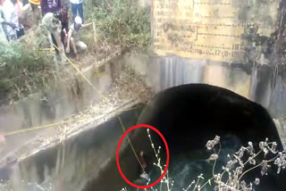 The young man stuck in the tunnel