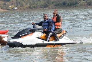 CM Jairam rides jet ski at Tattapani