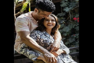 Farhan, Shibani  spill on internet with their Instagram post