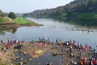 The dip of faith in Narmada-Kanai Sangam