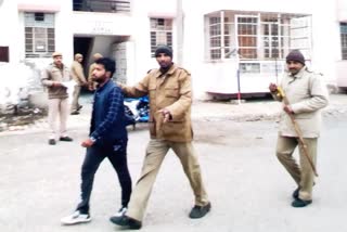 इंदिरा नगर में पुलिस की रेड,  Police Raid in Indira Nagar