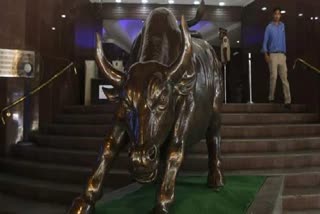 Sensex crosses 42K for first time ever; Nifty hits record high  business news  BSE  NSE  Sensex  nifty  ഓഹരി വിപണിയില്‍ വന്‍ കുതിപ്പ്  സെന്‍സെക്സ്  നിഫ്റ്റി  ചൈന ആമേരിക്ക വ്യാപാര കരാര്‍