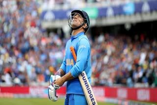 dhoni