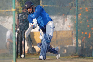 Dhoni Practice in Nets with Jharkhand Ranji team After lost central contract of BCCI