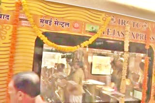 gujarat-first-private-train-tejas-starts-today