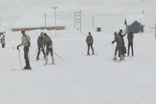 Indian Army training in freezing cold