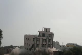 Explosion in building