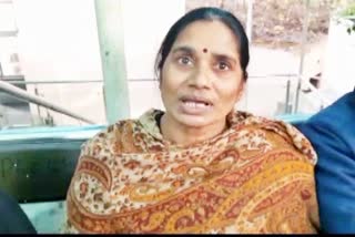 Keep me out of politics: Nirbhaya's mother