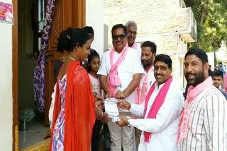 mudhol mla vital reddy house to house campaign in bhaisma