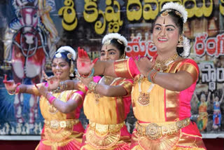 students dance program in tirupathi