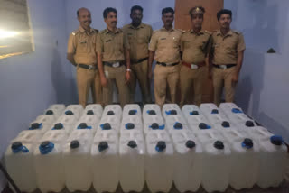 തിരുപ്പൂരില്‍ സ്‌പിരിറ്റ് പിടികൂടി  15,750 liters of spirit were seized in Tirupur  spirit seized in Tirupur news  Tirupur news  തിരുപ്പൂര്‍ വാര്‍ത്തകള്‍