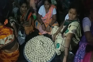 Sri Gavisiddheshwar Fair : peolple prepared sweet called rave unde!