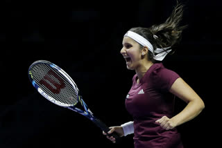 sania mirza wins hobart international title partnering nadia kichenok