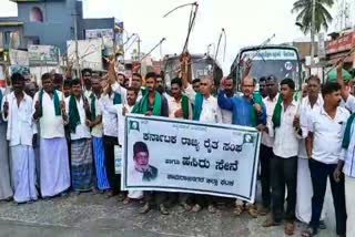 farmers protest against illigal mining