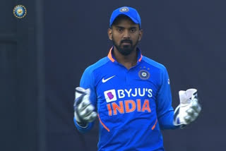 KL Rahul wicket Keeper