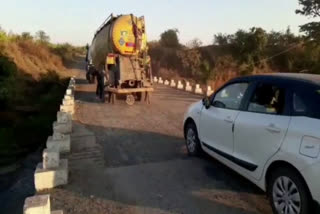 tandoni bridge dilapidated