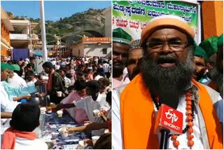 Butter milk distribution by Muslim leaders in Tumkuru