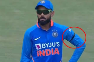 indian team players wearing black band as a mark of respect on passing away of bapu nadkarni