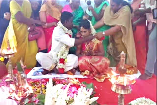 Hindu couple tied knot at mosque in Kerala