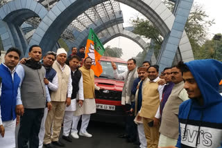 traffic jam in noida due to BJP leader New President Jp Nadda