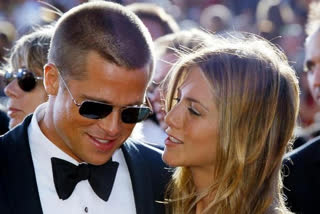 Jennifer, Brad share hilarious moment at SAG Awards ceremony
