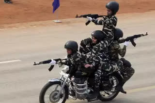 Central Reserve Police Force  71st Republic Day  Mahila bikers  CRPF Raising Day  സിആര്‍പിഎഫ് വനിതാ ബൈക്ക് ടീം  റിപ്പബ്ലിക് പരേഡ്  വനിതാ ബൈക്ക്