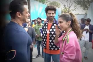 Sara Ali Khan greets salman khan with 'aadaab'