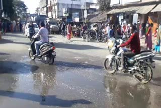 Gumla Administration, Gumla Chamber of Commerce, problem with dirty drain water, गुमला प्रशासन, गुमला चेंबर ऑफ कॉमर्स,  नाली के गंदे पानी से समस्या