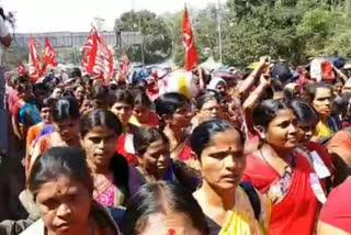 midday meals works protest against in govt