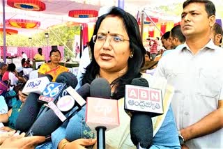 pedapalli collector devasena visit polling center